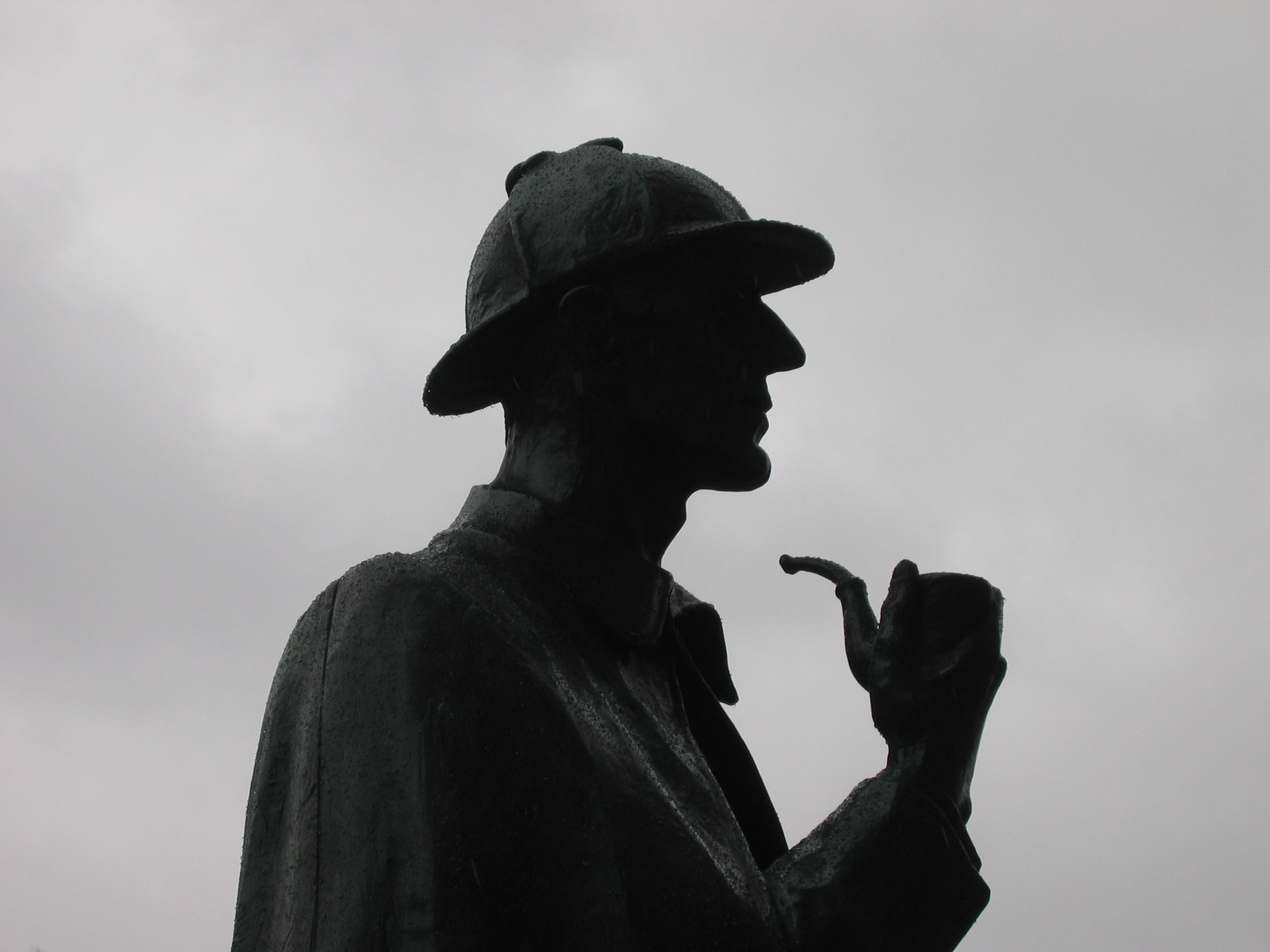 Обожаю детективы. Памятник Шерлоку Холмсу в Лондоне на Бейкер стрит. Памятник Шерлоку Холмсу и доктору Ватсону в Англии.